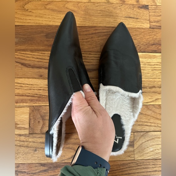 Marc Fisher leather slides with faux fur lining - Picture 3 of 6